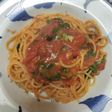 牡蠣と春菊のマリナーラスパゲッティ
