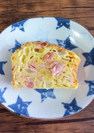 春のケークサレ☆新玉ねぎ&ベーコン♪-レシピのメイン写真