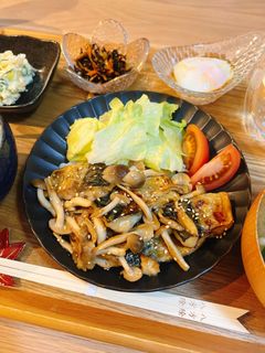 ご飯がすすむ🐾鯖のガリバタぽん酢炒め-レシピのメイン写真