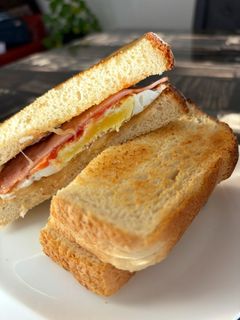 目玉焼き・ハムチー☆トーストサンド-レシピのメイン写真