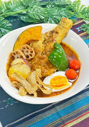 お店の味！骨付き鶏の本格スープカレー-レシピのメイン写真