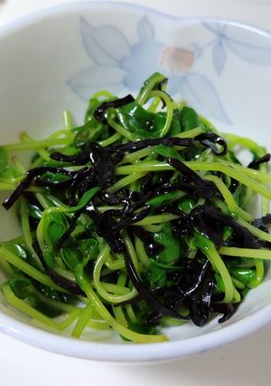 豆苗を塩こんぶとごま油で和えて-レシピのメイン写真