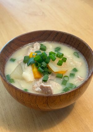 白味噌の豚汁-レシピのメイン写真