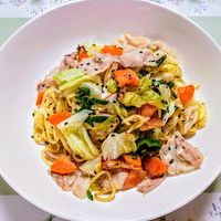 基本からアレンジまで！思わずつくりたくなる「塩焼きそば 味の素」の