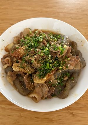 豚こまとこんにゃくのこってり味噌炒め-レシピのメイン写真