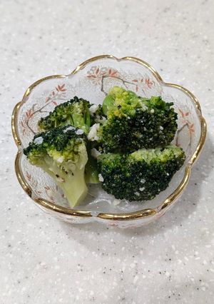ブロッコリーの塩麹レモン和え-レシピのメイン写真