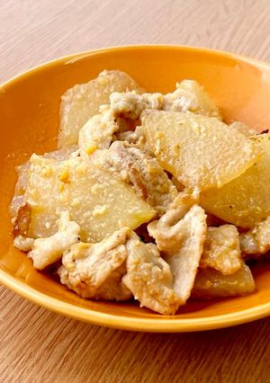 味付けは味噌だけ！冬瓜と豚肉の味噌炒め-レシピのメイン写真