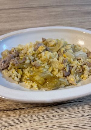 豚肉とレタスと卵チャーハン-レシピのメイン写真