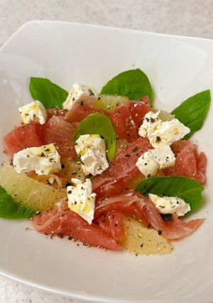グレフルと生ハムとクリームチーズのサラダ-レシピのメイン写真