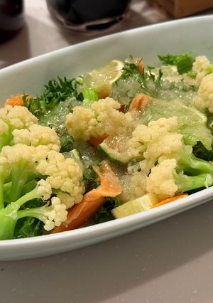 春の野菜とサーモンのサラダ-レシピのメイン写真