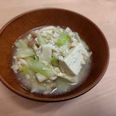 รูปของ 豆腐とキャベツと茸のそぼろ煮