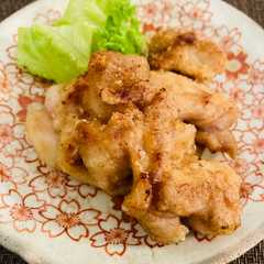 รูปของ 簡単✨揚げない鶏もも香味唐揚げ風