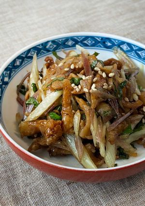 ご飯に合う！鶏皮とみょうがの香味和え-レシピのメイン写真