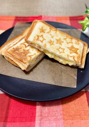特製ツナペーストで作るツナメルトホットサンド-レシピのメイン写真