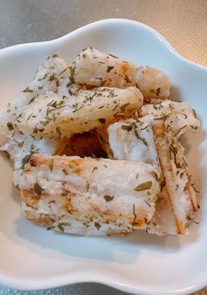 2歳児も大好きなれんこんのカリカリ焼き-レシピのメイン写真