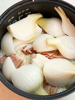 新玉ねぎの炊き込みご飯-レシピのメイン写真