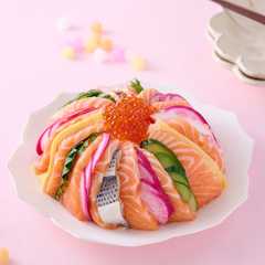 รูปของ ひなまつり ノルウェーサーモン重ねちらし