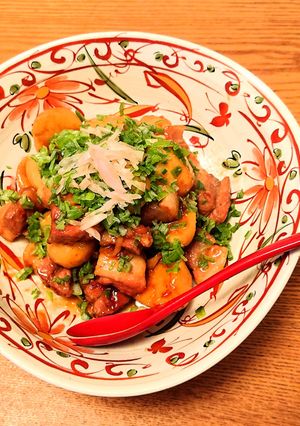 春に食べたい❤ゴロゴロ豚肉と里芋の煮物-レシピのメイン写真