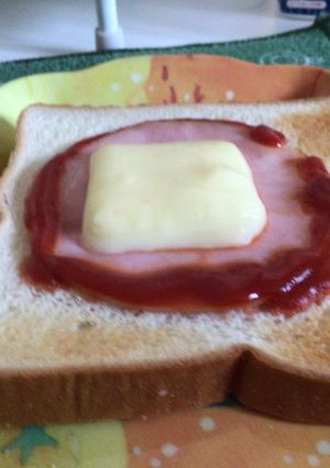 ただのチーズハムパン-レシピのメイン写真