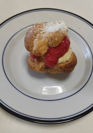 いちごのシュークリーム-レシピのメイン写真