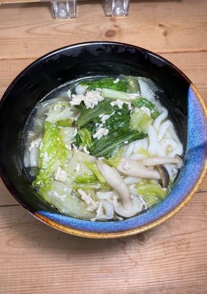 超簡単！具沢山のもつ鍋風（ニンニク醤油）うどん-レシピのメイン写真
