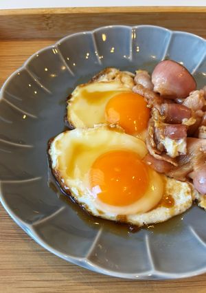 タレで食べる⭐︎ベーコンエッグ-レシピのメイン写真