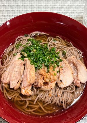鶏もも肉たっぷり!ねぎ香る温かい鶏そば-レシピのメイン写真