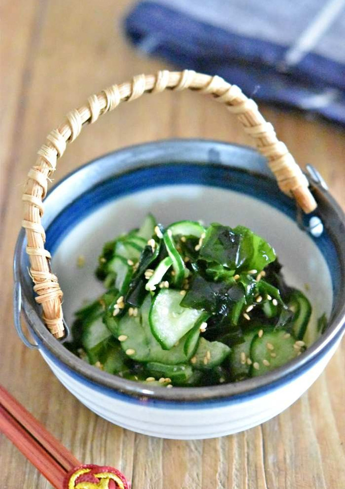 家庭料理の定番！きゅうりとわかめの酢の物-レシピのメイン写真