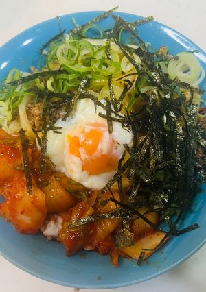 10分以内で作る挽き肉入り旨辛混ぜうどん-レシピのメイン写真