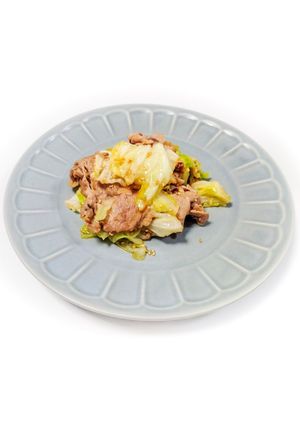 豚ロースとキャベツの梅肉ガーリック炒め-レシピのメイン写真