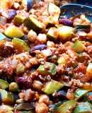 夏野菜と挽肉とミックスビーンズのトマト煮