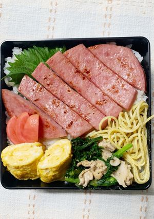 4/17よっちゃん厚切りハムステーキ弁当-レシピのメイン写真