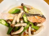 レンジ5分の簡単！野菜と鮭の蒸し焼♪