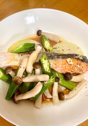 レンジ5分の簡単！野菜と鮭の蒸し焼♪-レシピのメイン写真