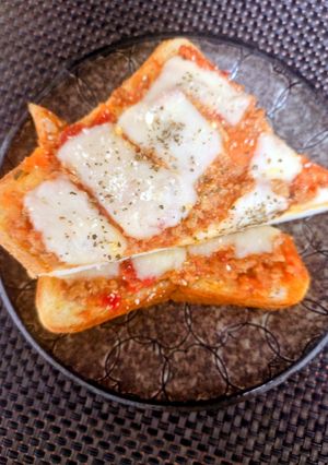 ミートソーストースト-レシピのメイン写真