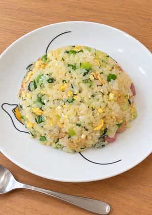 簡単！栄養満点！小松菜チャーハン-レシピのメイン写真