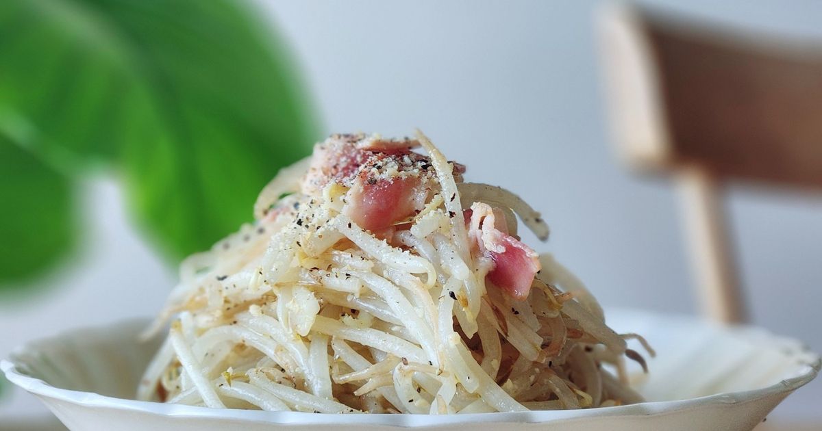 レンジ3分もやしガーリックベーコン☆節約 by マダム・フィーカ