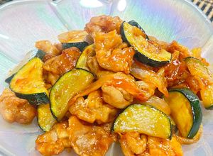 豚肉とズッキーニと玉ねぎの甘酢炒め-レシピのメイン写真