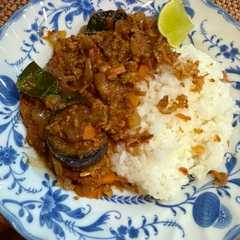 รูปของ こぶみかん香るキーマカレー