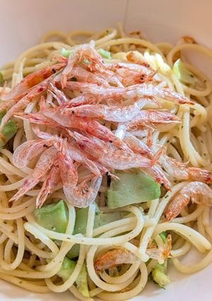 桜エビとブロッコリー茎の鮮やかパスタ♡-レシピのメイン写真