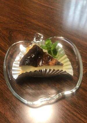 ピスタチオスプレッドでバスクチーズケーキ-レシピのメイン写真