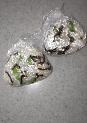 枝豆と塩昆布のおにぎり-レシピのメイン写真