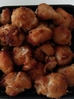 向井くうのたこ焼き器で鶏むね肉のからあげ-レシピのメイン写真