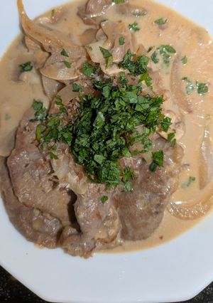 簡単美味しい 和牛ホワイトストロガノフ-レシピのメイン写真
