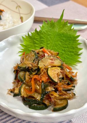 干しズッキーニと人参の佃煮風♪-レシピのメイン写真