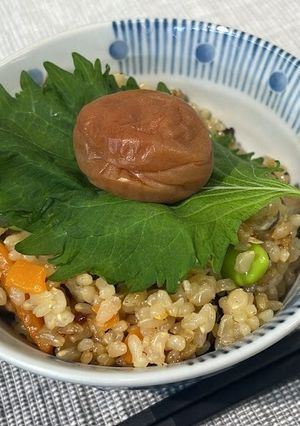 鯖缶の炊き込みご飯-レシピのメイン写真