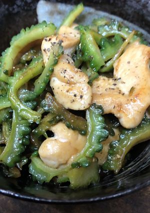 ゴーヤ大量消費♪ゴーヤと鶏こま肉の蒲焼だれ炒め-レシピのメイン写真