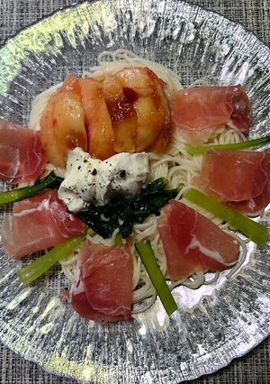 ヨウサマの減塩おやじの桃の冷製うどん-レシピのメイン写真