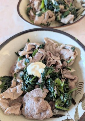 簡単★昼食！豚肉と法蓮草で「ポパイ丼」-レシピのメイン写真
