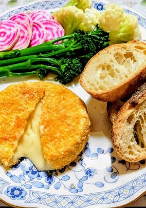 カマンベール丸ごと揚げ、チーズフォンデュ-レシピのメイン写真